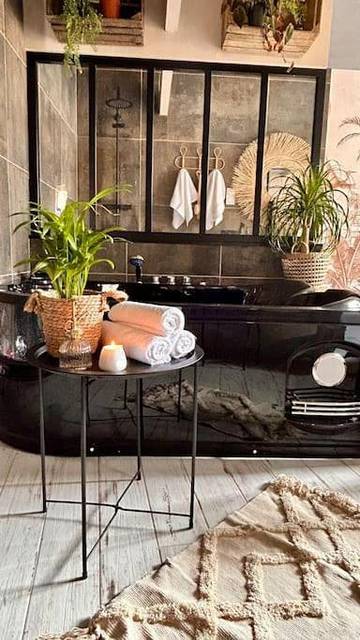 Gîte pour 2 personnes, avec jardin ainsi que sauna et jacuzzi à Bieuzy