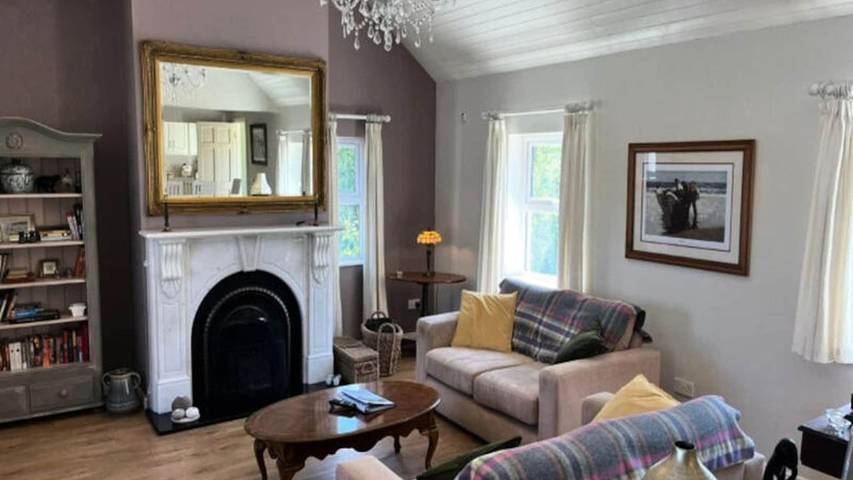 Holiday apartment for 8 people, with garden in County Galway