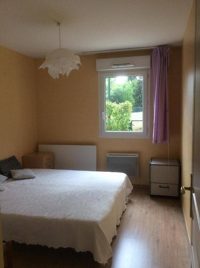 Gîte pour 6 personnes, avec jardin à Pringy - 4