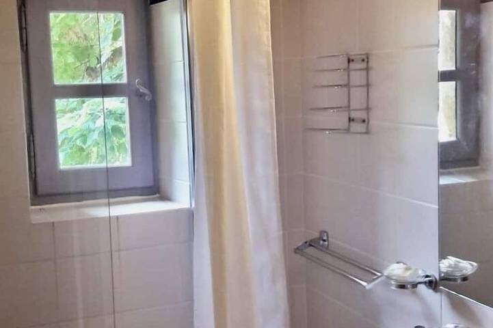 Location de vacances pour 4 personnes, avec piscine et jardin à Beynac-et-Cazenac - 4