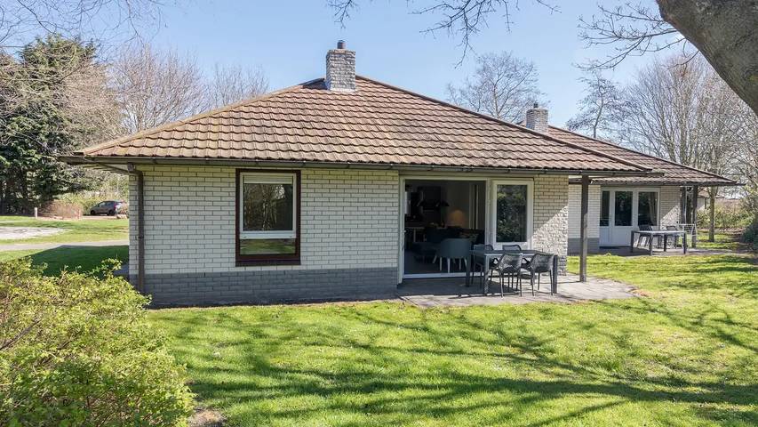 Ferienhaus für 6 Personen, mit Garten und Pool