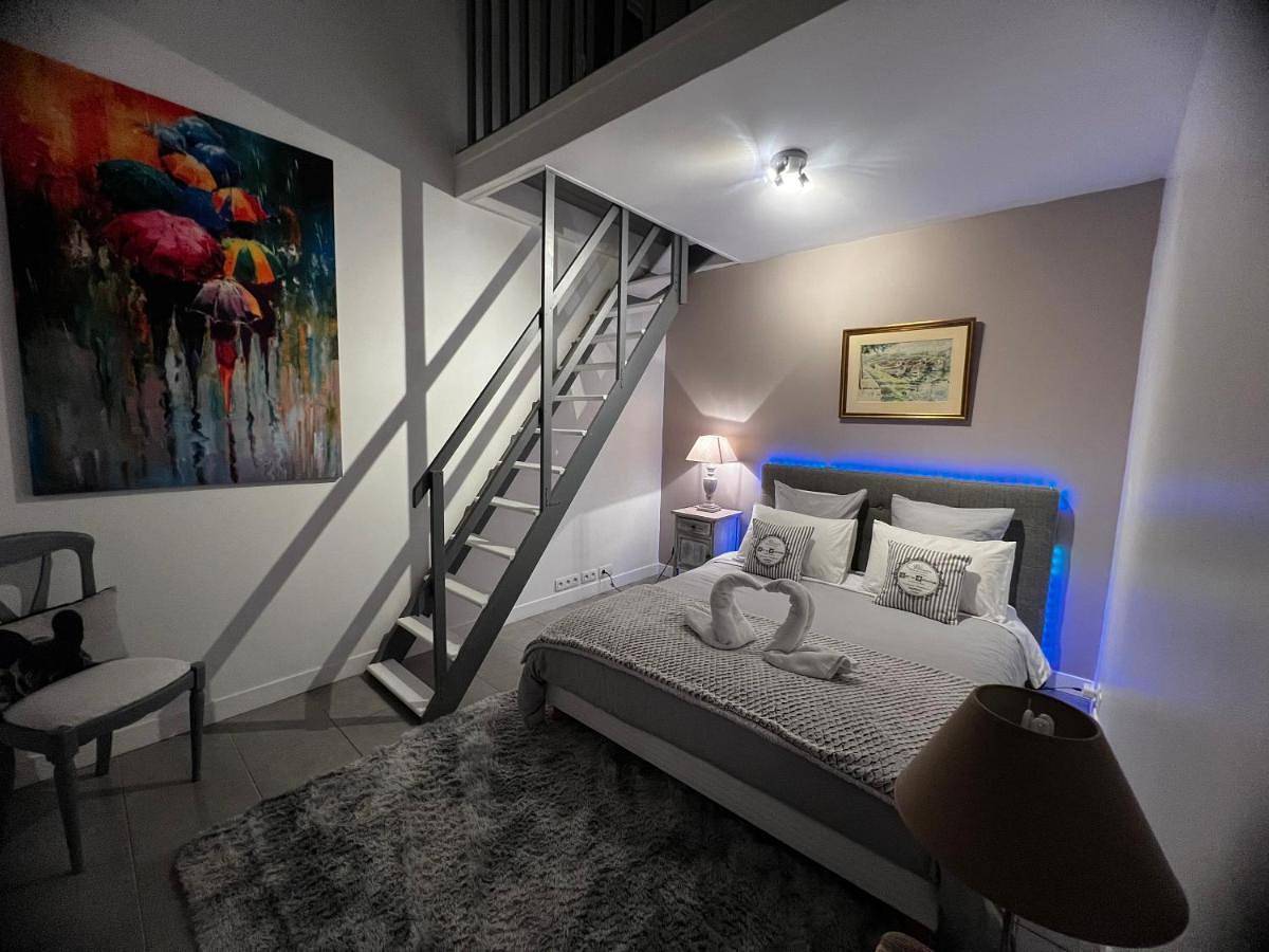 Appartement entier, One-Bedroom Villa in Gagny, Seine-Saint-Denis