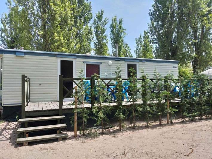 Villaggio vacanza per 4 persone, con Terrazza e Piscina a Rosolina Mare