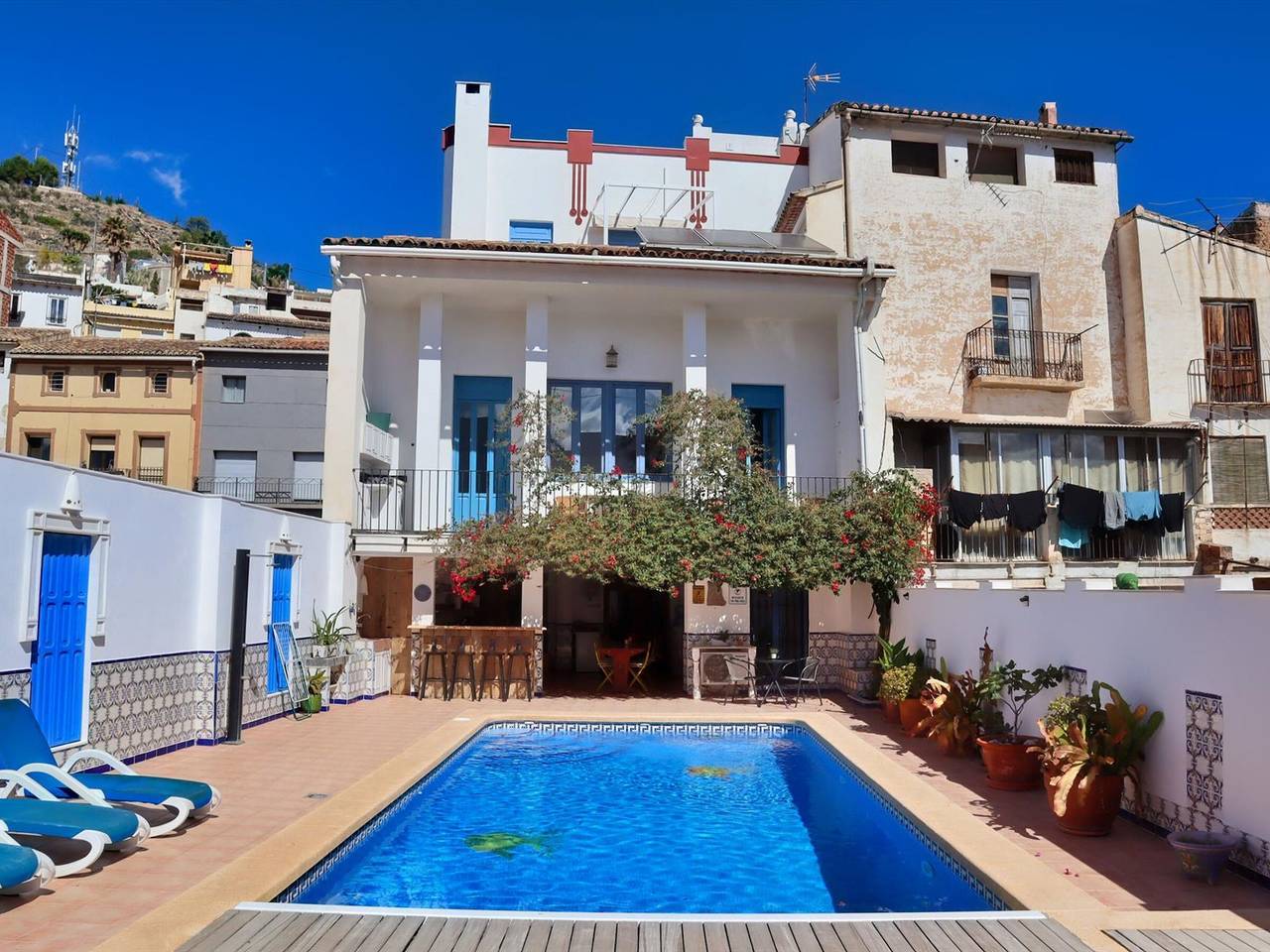 Casa antigua renovada con piscina privada, aire acondicionado y estacionamiento, ideal familias in Callosa de Ensarriá, Costa Blanca