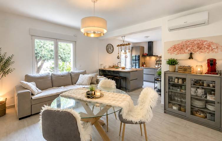 Reizende 150 m² große Wohnung mit Pool, Terrasse und kostenlosen Parkplätzen in Elche, Alicante Provinz