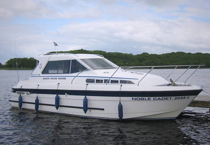 Boat for 4 people in County Fermanagh