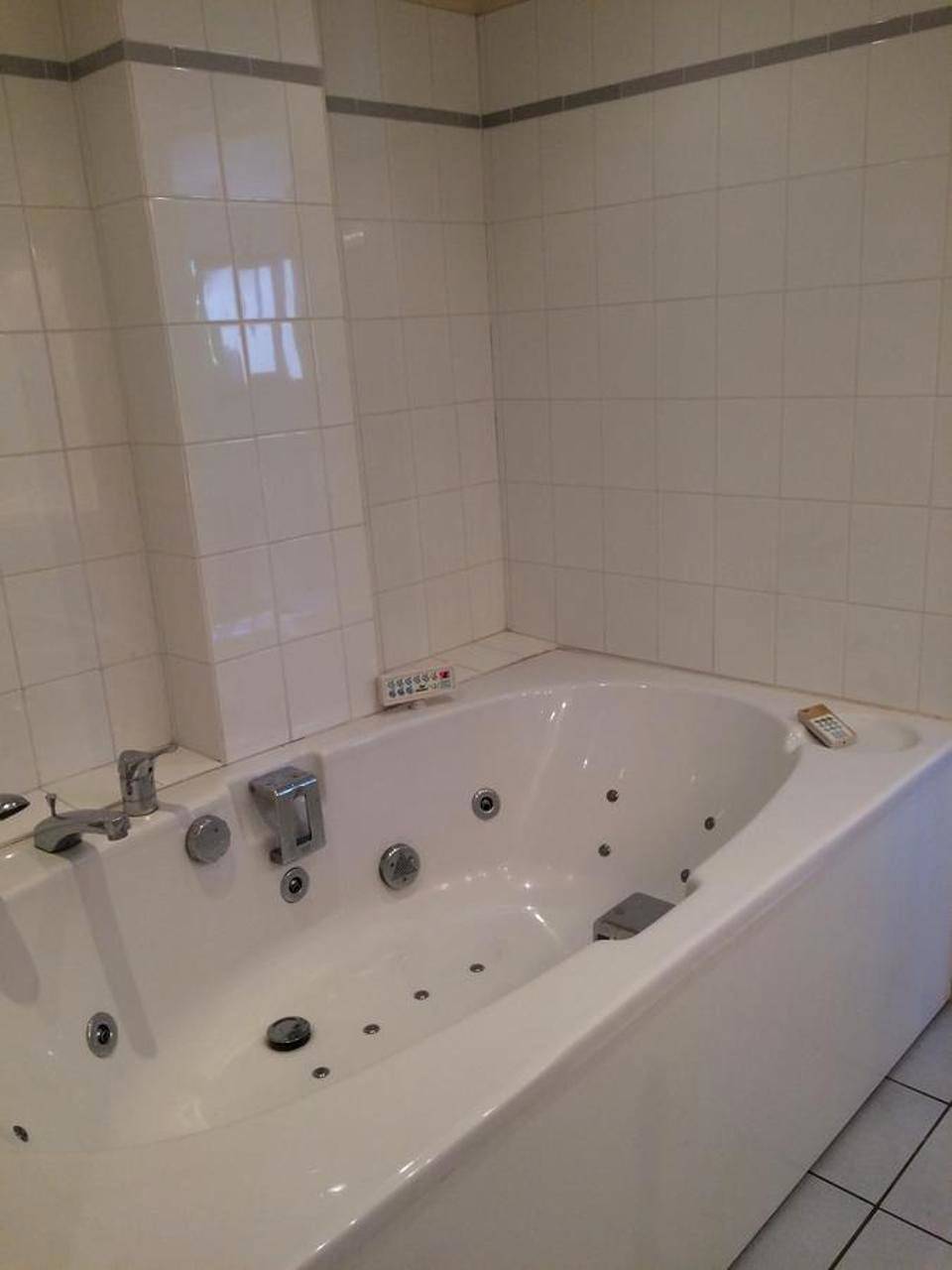 Appartement entier, Juniper House in Vulaines-sur-Seine, Seine-et-Marne