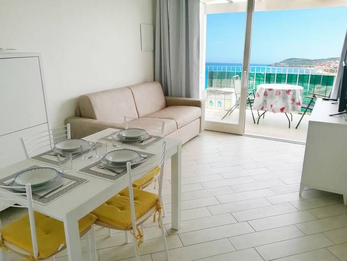 Appartamento vacanze per 4 persone, con piscina e balcone - 1