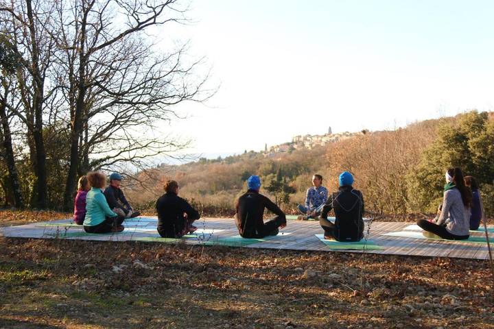 Chambre d’hôte pour 2 personnes, avec jardin et terrasse ainsi que piscine et vue à La Garde-Adhémar - 4