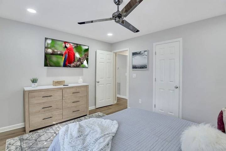 Villa for 4 people, with balcony and yard, with pets in Georgia