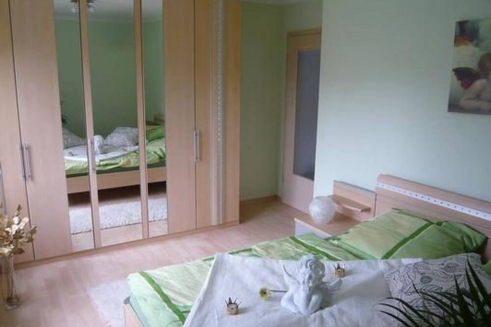 Ganze Wohnung, In Witzelroda mit Grill und Garten in Moorgrund, Wartburg und Umgebung
