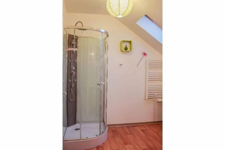 Gîte pour 8 personnes à Vendeuvre-du-Poitou - 4