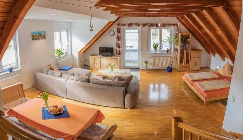 Ferienwohnung für 4 Personen, mit Terrasse und Garten