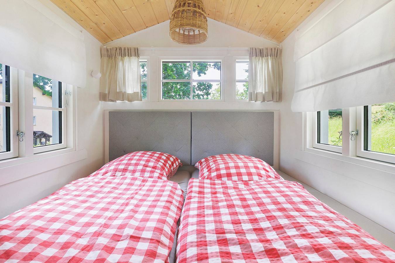 Tiny Home Waldwagen Altes Forstamt Sinntal, aparte keuken/bad op 50m, bergzicht, tuin 18 Tqm, foto 15