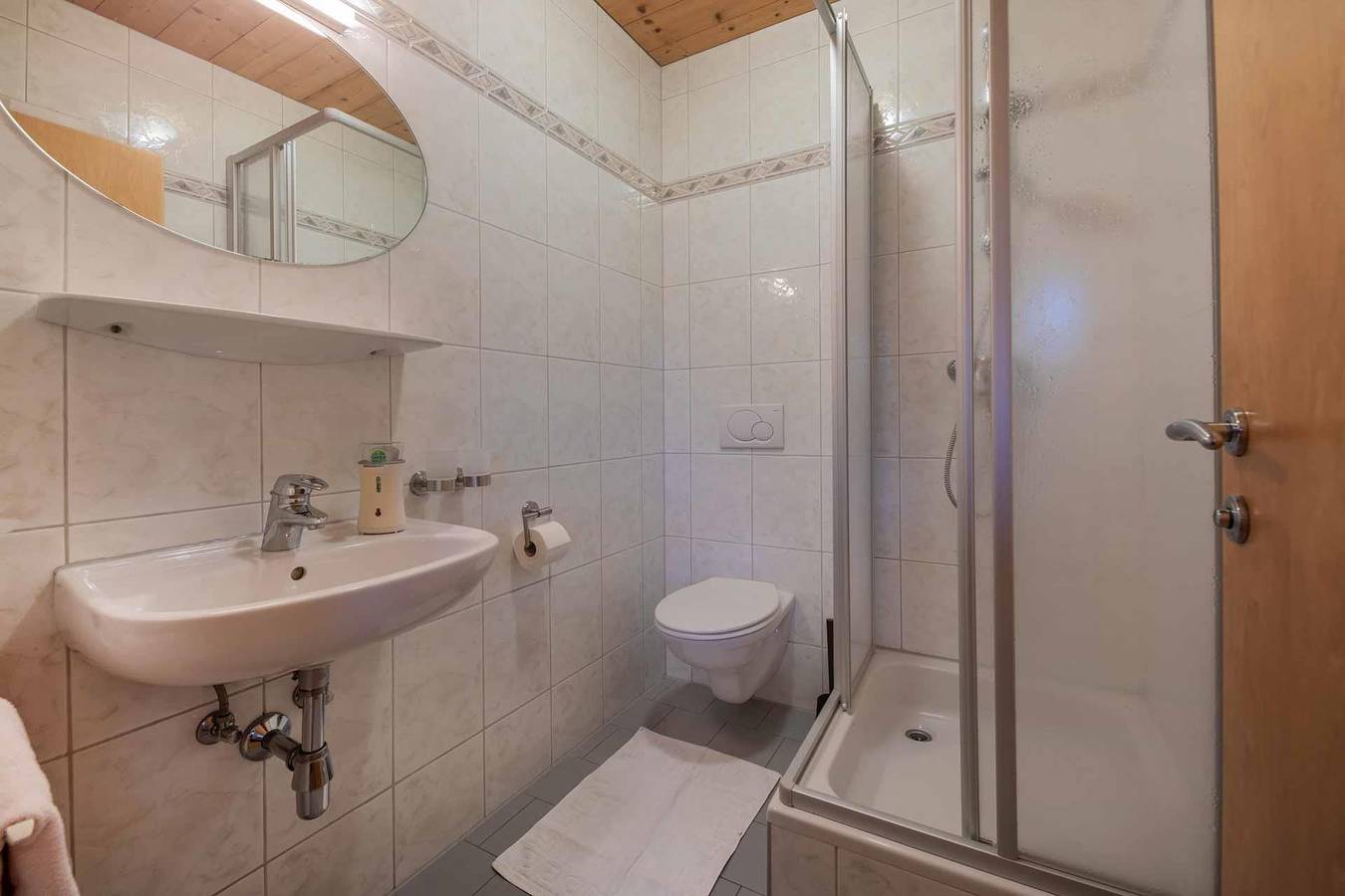 Ganze Ferienwohnung, Appartement/Fewo, Dusche oder Bad, Wc, 2 Schlafräu in Stubaier Alpen, Neustift im Stubaital
