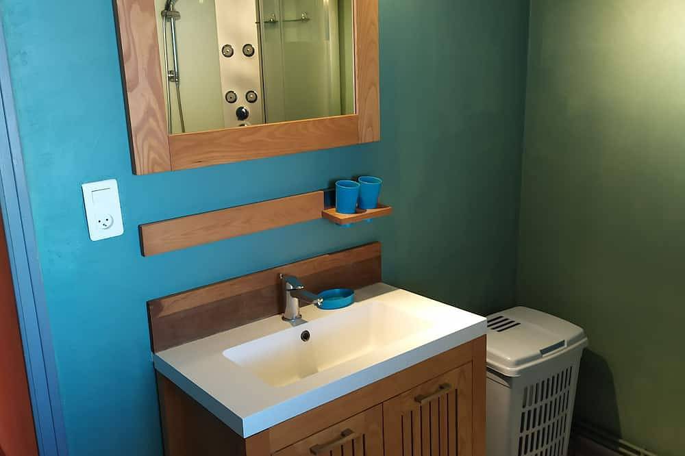 Apartamento entero, Apartamento independiente en chalet Languedoc con vistas panorámicas in Combaillaux, Region de Montpellier