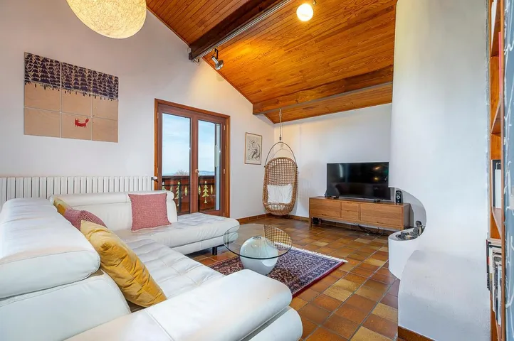Apartamento de vacaciones para 8 personas, con vistas al lago además de vistas y jardín - 1