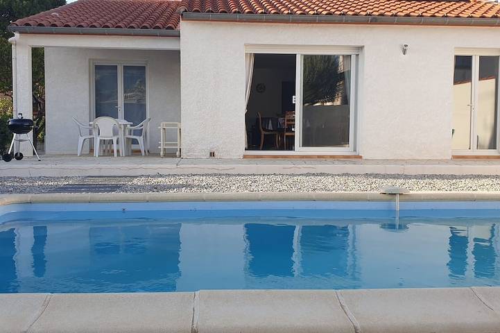 Villa pour 4 personnes, avec jardin et terrasse