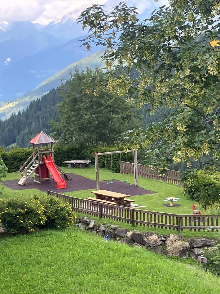 Gîte pour 6 personnes, avec balcon, adapté aux familles dans Champoussin - 4