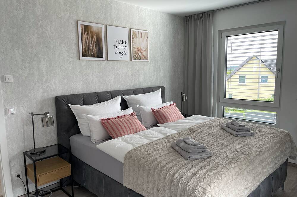 Neues, modernes Ferienhaus Zugzuflucht 3 Schlafzimmer mit Terrasse und Garten in Freiberg, Chemnitz und Umgebung