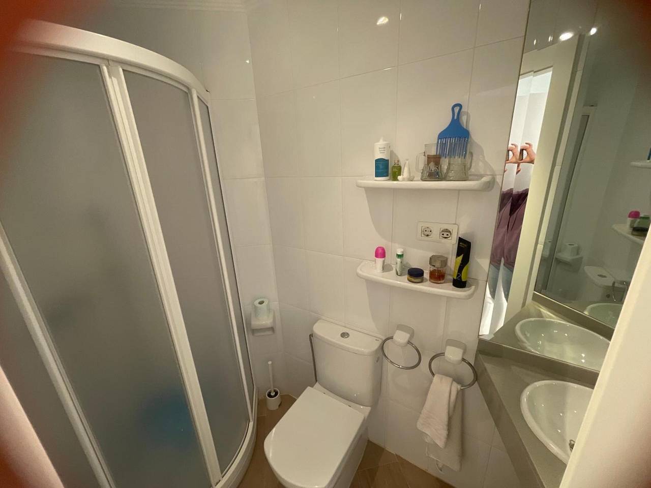 Apartamento entero, Apartamento 'Primera Linea De Playa' con vistas al mar, Wi-Fi y aire acondicionado in Motril, Costa Tropical