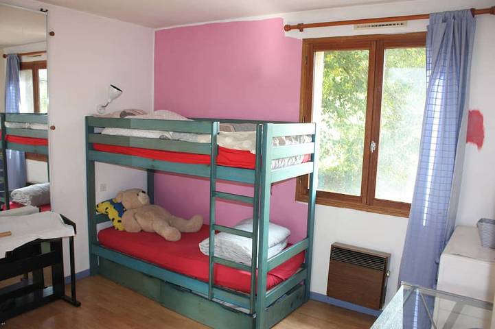 Location de vacances pour 10 personnes, avec jardin, animaux acceptés à La Freissinouse - 4