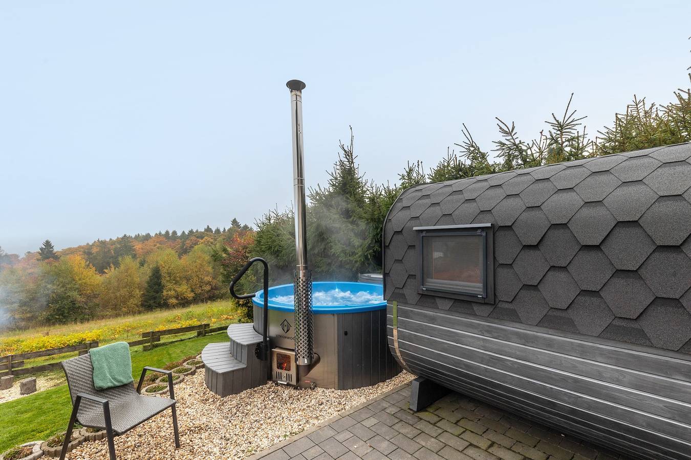 5-Sterne Ferienhaus: Sauna, Hot Tub & Kinderbereich in Langewiese, Winterberg