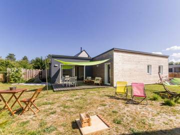 Gîte pour 4 personnes, avec jardin à Lingreville