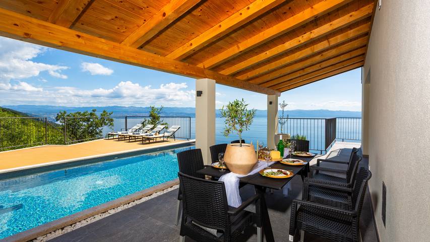 Villa für 8 Personen, mit Whirlpool und Sauna sowie Garten und Terrasse in Opatija Riviera - 3