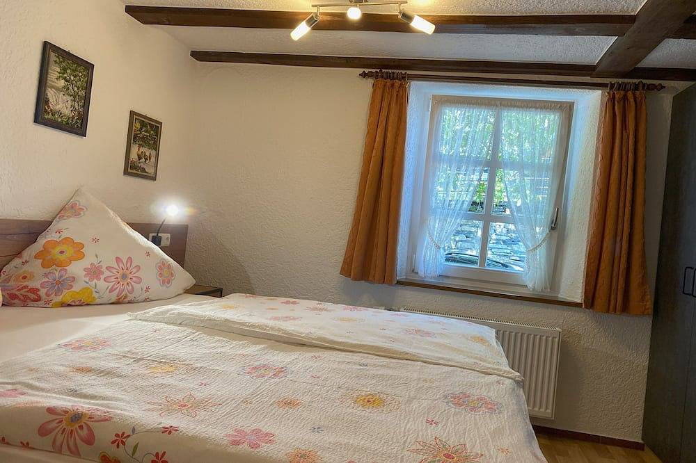 Ganze Wohnung, Gemütliche Ferienwohnung im Hunsrücker Bauernhaus Familienfreundlich W-lan in Irmenach, Bernkastel-Kues & Umgebung