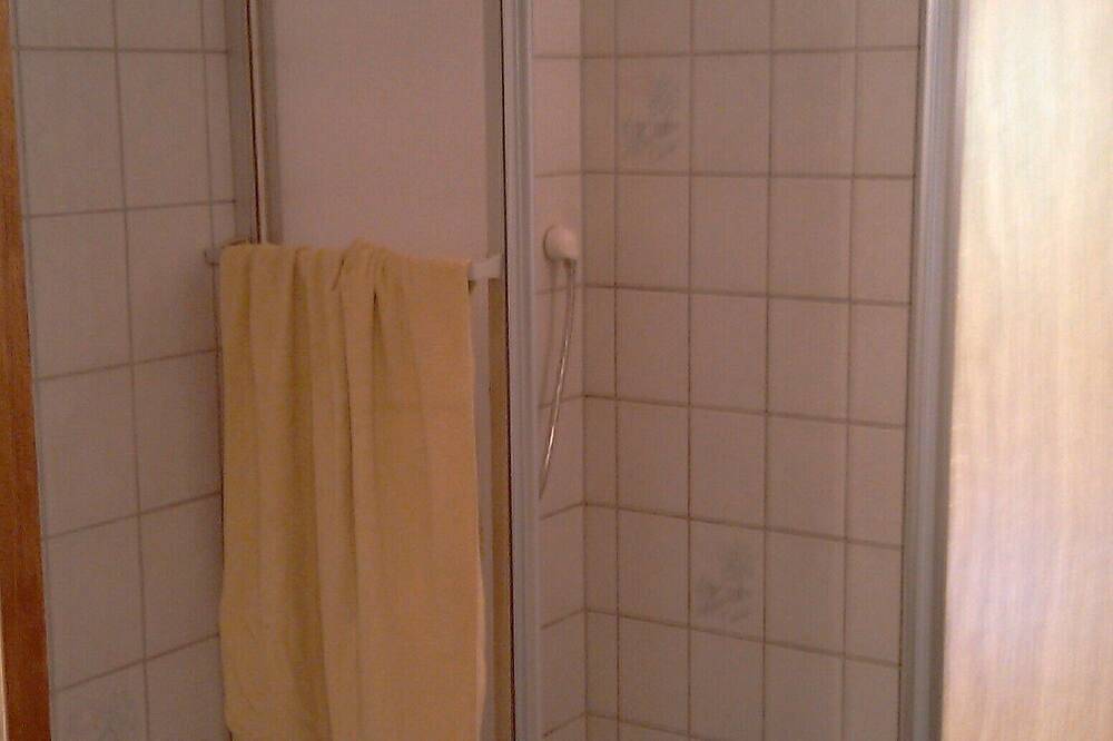 Ganze Wohnung, Ferienwohnung auf der Schwäbischen Alb in Randlage mit Panoramaausblick in Tieringen, Meßstetten