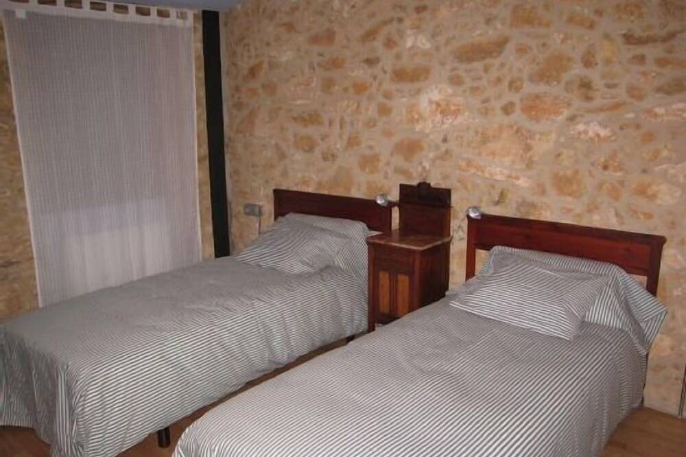 Ferienhaus Ca l´Helena für 8 personen. in Alt Penedès, Penedes DO