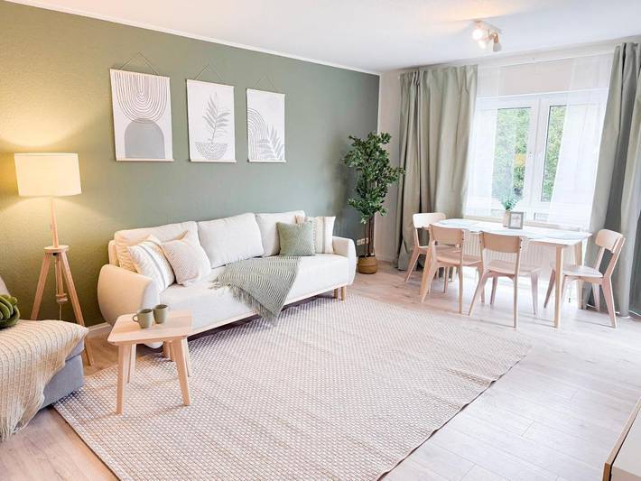 Ferienwohnung für 5 Personen, mit Balkon am Phantasialand