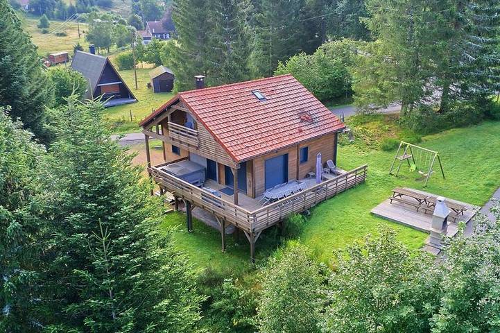 Gîte pour 8 personnes, avec Jardin