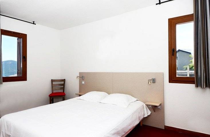 Gîte pour 4 personnes, avec balcon et piscine à Les Angles - 3