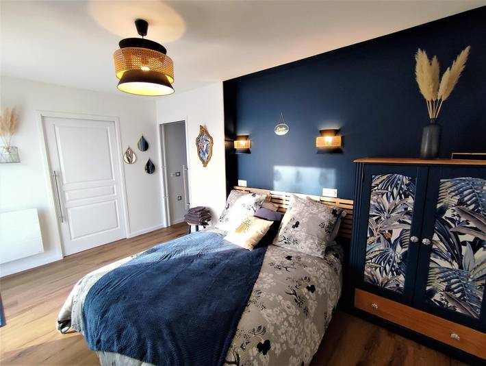 Gîte pour 8 personnes, avec terrasse et jardin dans Turretot