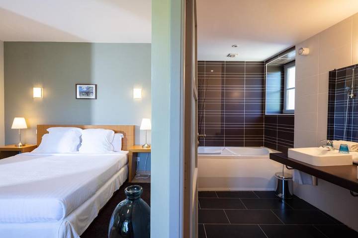 Hôtel pour 2 personnes, avec terrasse ainsi que vue et jardin, animaux acceptés à Saint-Gervais-sur-Mare - 3