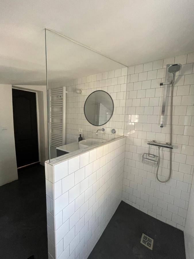 Gîte pour 3 personnes dans Office De Tourisme Du Pays Des Sorgues Et Des Monts De Vaucluse - 4