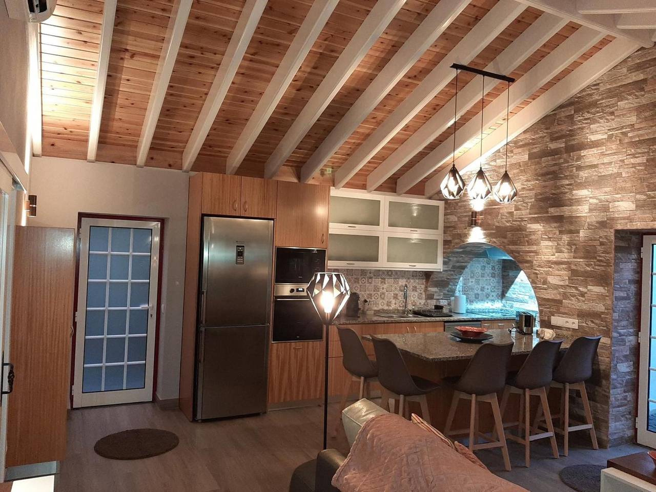 Casa de Férias 'Casa das Cales' com Vista Mar, Wi-Fi e Ar Condicionado in Altares, Terceira
