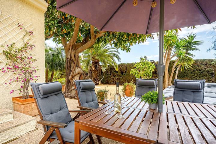 Chalet para 4 personas, con piscina y jardín en Marina Baja - 2