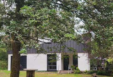 Gîte pour 4 personnes, avec jardin ainsi que terrasse et vue, adapté aux familles à Sparsbach