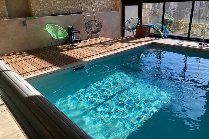 Location de vacances pour 12 personnes, avec jardin à Verdigny