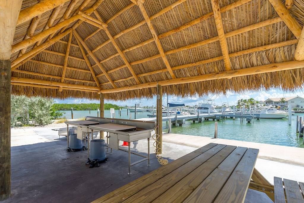 Coral Lagoon Waterfront Villa # 2 / Bestbewertetes Resort mit 3 Schlafzimmern und 2. 5 Bädern in Marathon, Monroe County