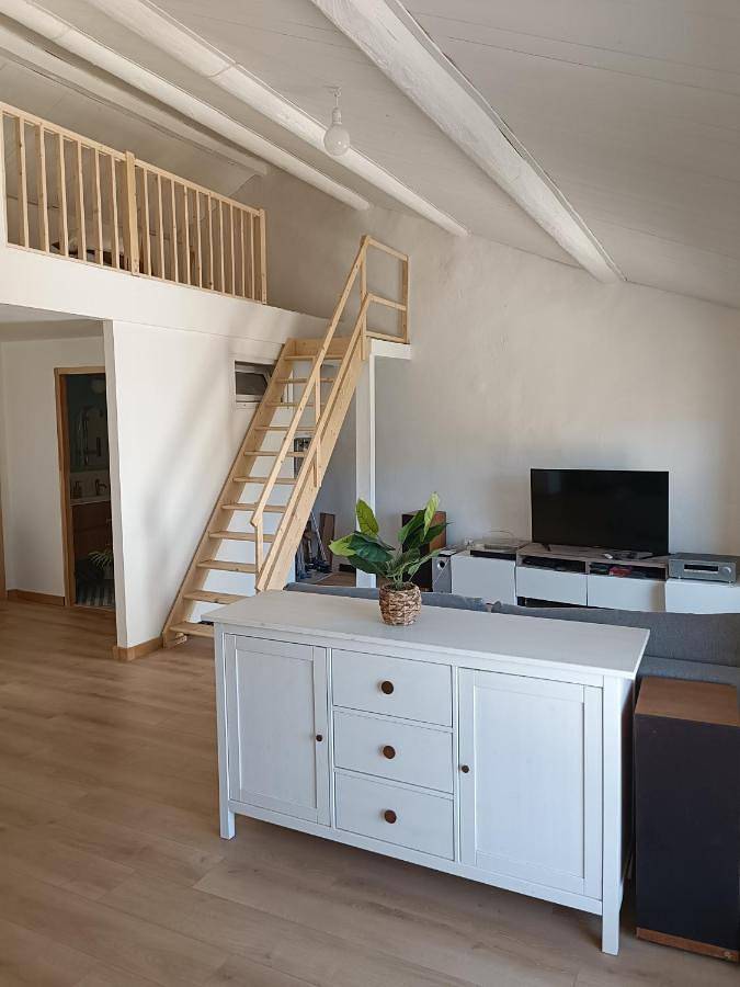 Chambre d’hôte pour 4 personnes, avec vue à Cadenet
