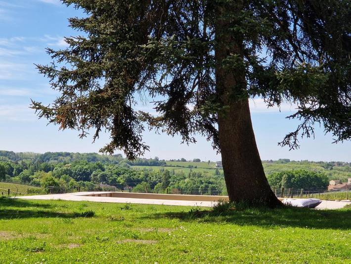 Location de vacances pour 10 personnes, avec vue ainsi que piscine et jardin à Saint-Ciers-de-Canesse - 3