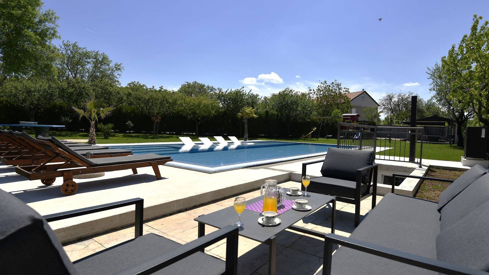 Villa Ante - Makarska by Villas Guide in Imotski, Makarska Riviera