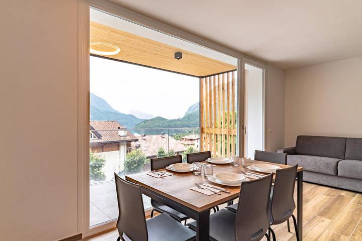 Apartamento de vacaciones para 5 personas, con balcón además de vistas al lago y vistas - 1