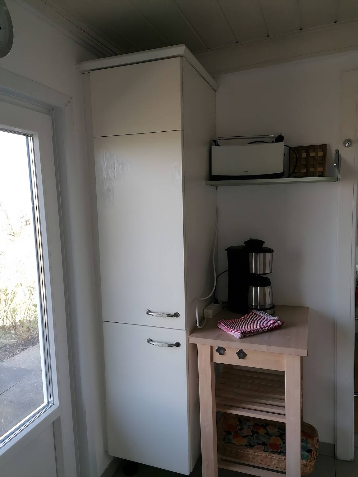 Ganze Wohnung, Apartment 'Pellwormer Rosen Hus' mit Gemeinschaftsgarten, Balkon und Wlan in Pellworm, Nordfriesland