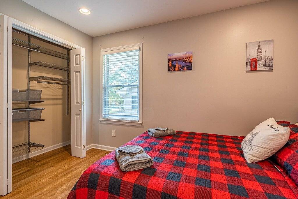 Discover Your Beautiful Dream Vacation Rental at The Battery - Truist Park! in Smyrna, Cobb County