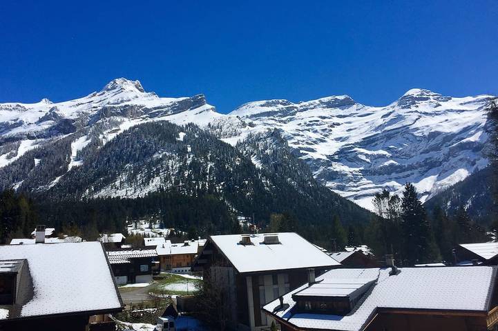 Ferienwohnung für 4 Personen, mit Balkon und Sauna in Les Diablerets